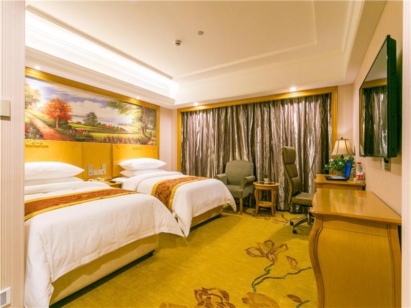 Vienna International Hotel Shanghai Pudong New International Exbition Central Екстериор снимка