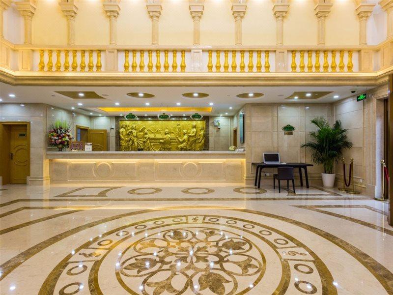 Vienna International Hotel Shanghai Pudong New International Exbition Central Екстериор снимка