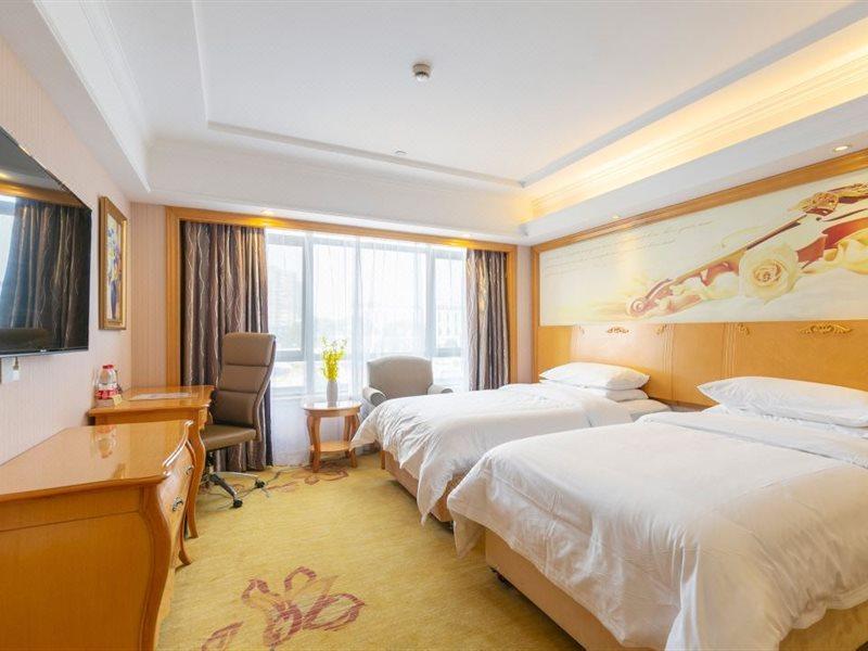 Vienna International Hotel Shanghai Pudong New International Exbition Central Екстериор снимка